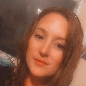 Meet your Posher, Adena
